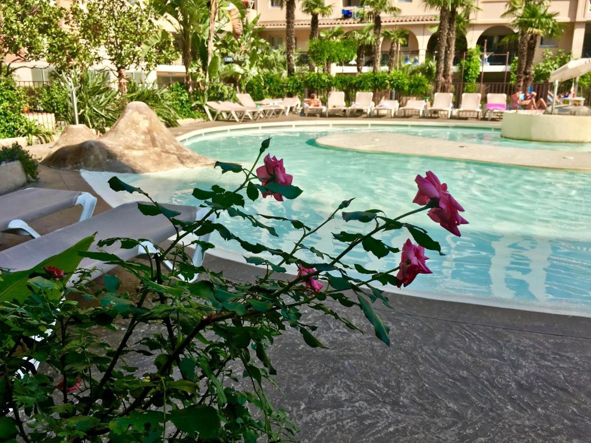Myhome Riviera - Cannes Sea View Apartment Rentals Bagian luar foto