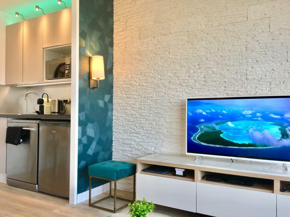 Myhome Riviera - Cannes Sea View Apartment Rentals Bagian luar foto