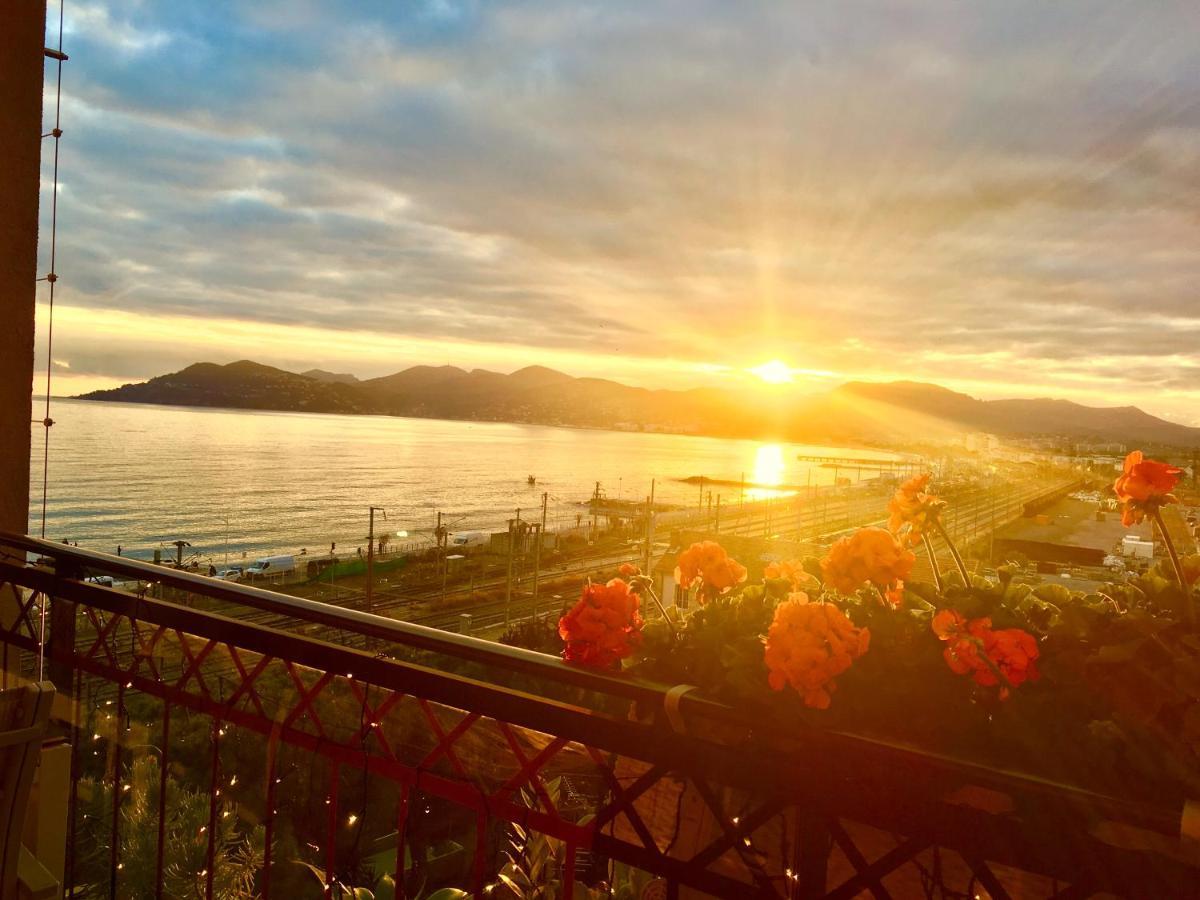 Myhome Riviera - Cannes Sea View Apartment Rentals Bagian luar foto